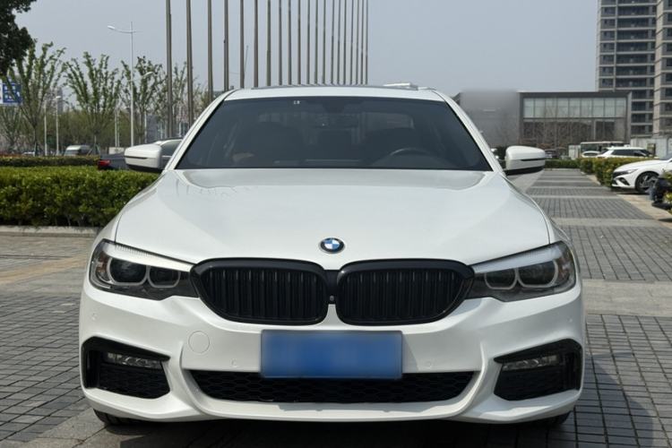 Used BMW 5 Series 2018 Restyled 530Li Leading Edition M Sport Package
