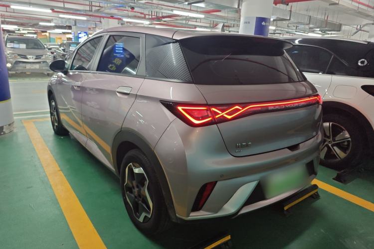 Used BYD Dolphin 2021 405 km Fashion Edition