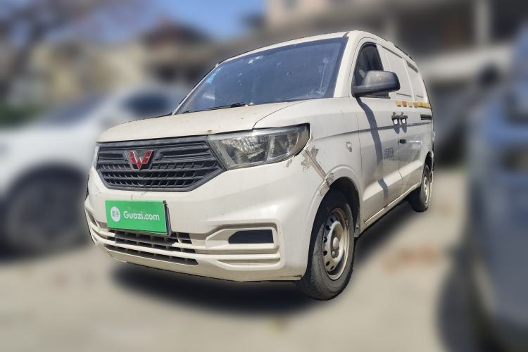 Used Wuling Hongguang V 2019 1.5L Jingqu Edition Sealed-Window Vehicle China VI LAR