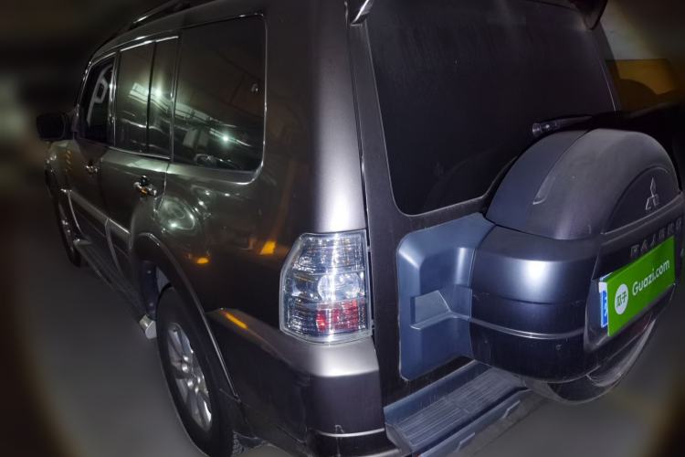 Used Mitsubishi Pajero 2016 3.0L Automatic Luxury Version China V Standard Rear Left 45 Deg