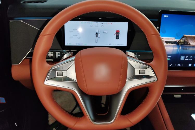 Used BYD Tang L 2025 DM 175KM Drone Player Edition
