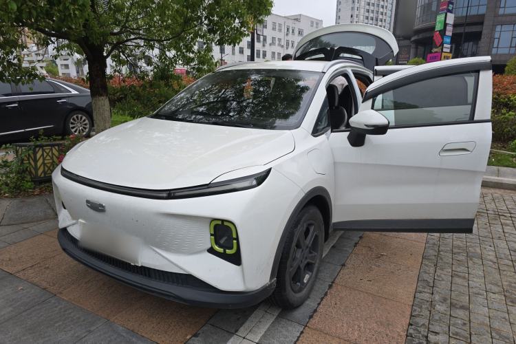 Used Geometry E Firefly 2023 320KM Cute & Handsome Tiger 5 Seats