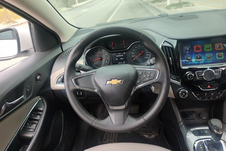 Used Chevrolet Cruze 2015 1.5L Automatic Luxury Edition