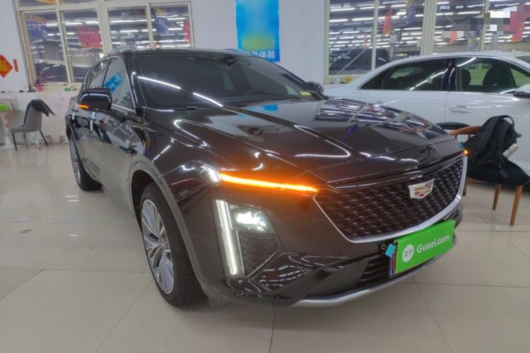 Used Cadillac GT4 2023 25T Luxury Model