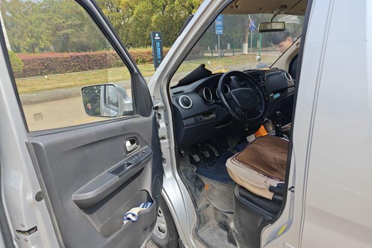 Used CHANGAN KAICHENG Ruixing M60 2020 1.5L Standard Version China VI 6-Seater DAM15KR