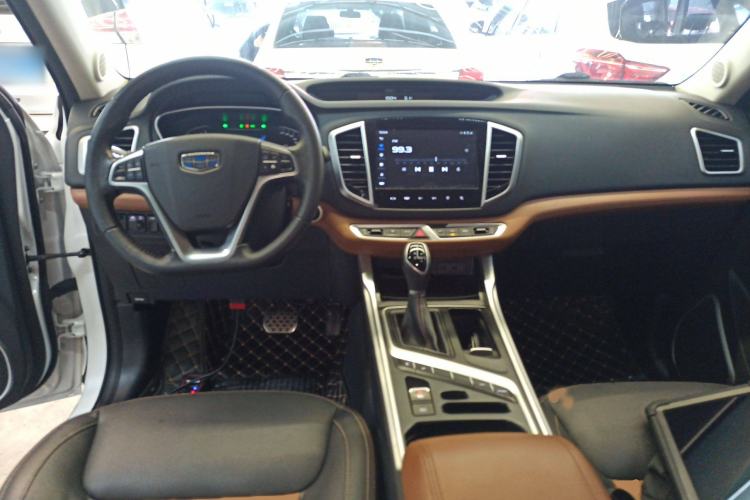 Used Geely Auto Vision X6 2019 1.4T CVT 4G Connected Luxury Version China VI Standard
