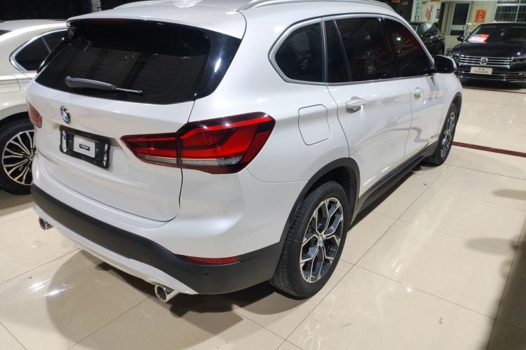 Used BMW X1 2022 sDrive25Li Leading Model Rear Right 45 Deg