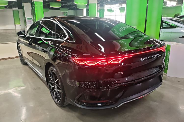 Used BYD Han 2025 DM-i 125KM Prestige Model
