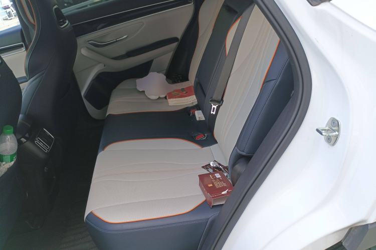 Used BYD Song PLUS New Energy 2023 Champion Edition DM-i 110KM Flagship PLUS
