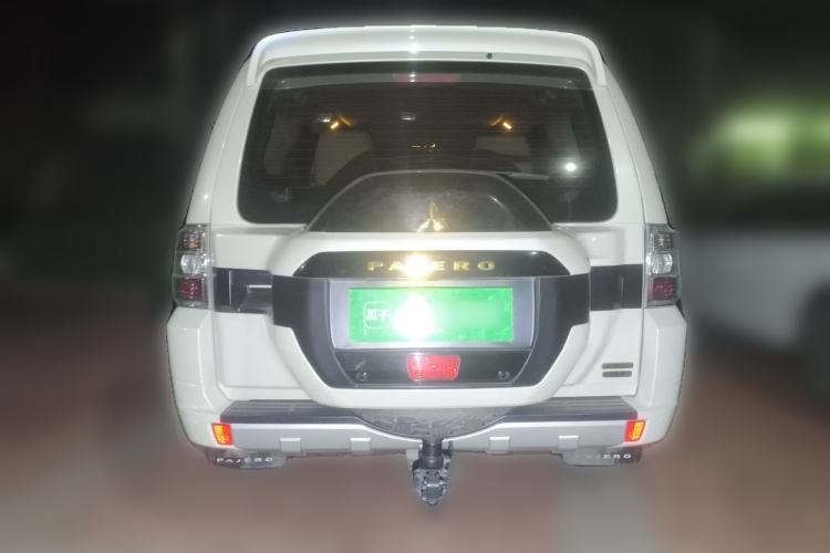 Used Mitsubishi Pajero 2018 V97 3.8L 5-Door GLS Sunroof Dual Differential – Middle East