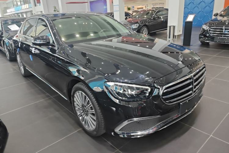 Used Mercedes-Benz E-Class 2023 Updated E 300 L Fashion Edition
