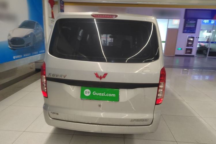 Used Wuling Hongguang V 2022 1.5L Jingqu Version Hydraulic Power Steering LAR