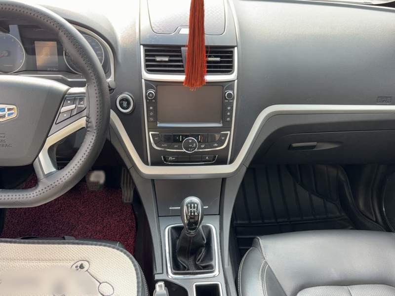 Used Geely Auto Emgrand 2016 Sedan 1.5L Manual Upward Edition — 12