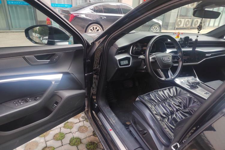 Used Audi A6L 2022 40 TFSI Luxury Dynamic Model
