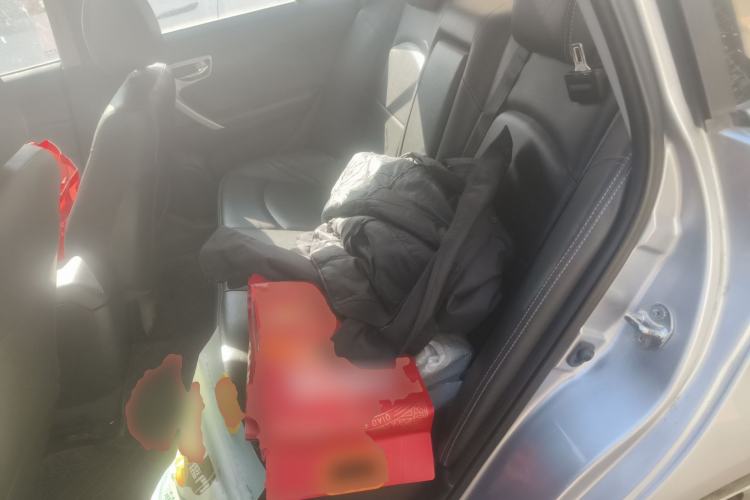 Used Soueast V5 Lingzhi 2014 1.5L Manual Luxury Model Left Rear Seat