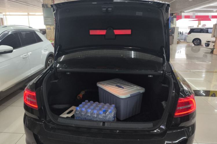 Used Volkswagen Magotan 2017 330TSI DSG Luxury Model