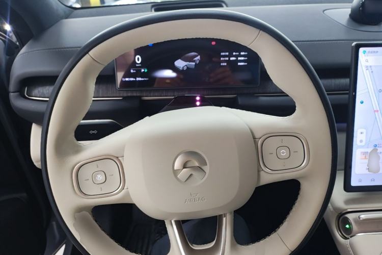 Used Nio ES6 2023 75 kWh
