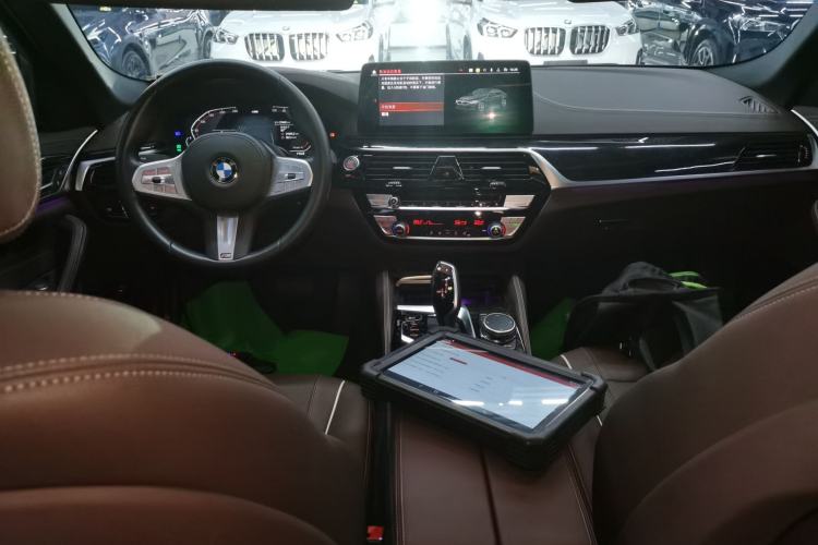 Used BMW 5 Series 2022 Second Facelift 525Li M Sport Package
