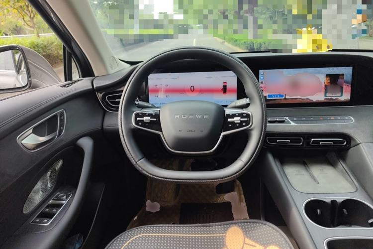 Used Roewe D7 2023 DMH 125km Excellence Edition
