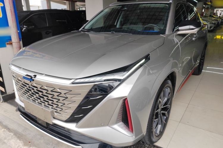 Used CHANGAN OSHAN Z6 2023 Blue Whale 1.5T DCT Smart Edition