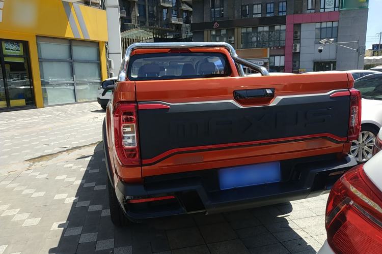 Used SAIC MAXUS Xingji 2023 Starry H 2.0T Automatic Diesel Dual-Turbo All-Wheel Drive Luxury Edition Long Wheelbase
