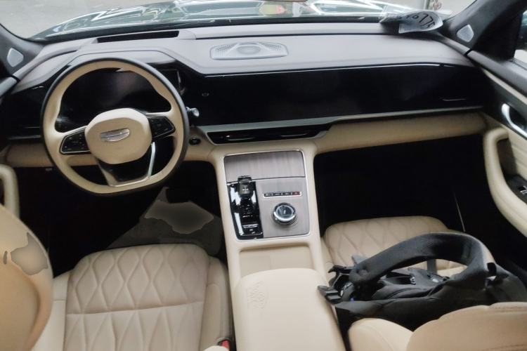 Used Geely Auto Monjaro L 2025 Dongfang Yao 2.0TD Automatic All-Wheel-Drive Wangyue Edition
