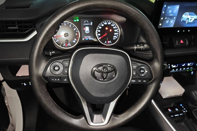 Used Toyota Wildlander 2024 2.0L CVT Two-Wheel Drive Leading Edition Steering Wheel