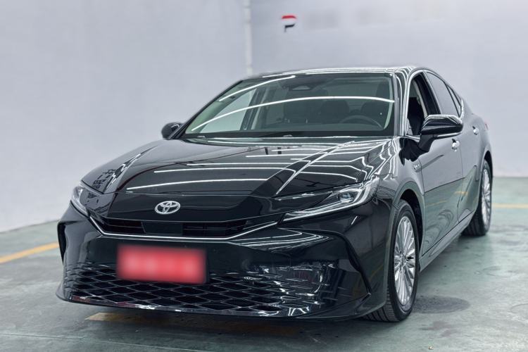 Used Toyota Camry 2024 Dual-Motor 2.0 HGVP Luxury Edition