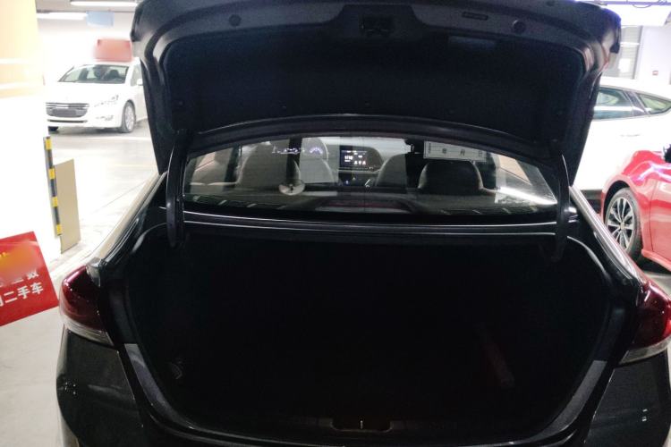 Used Hyundai Elantra (6th Generation / Lingdong) 2016 1.6L Automatic ZhiXuan – Elite Version