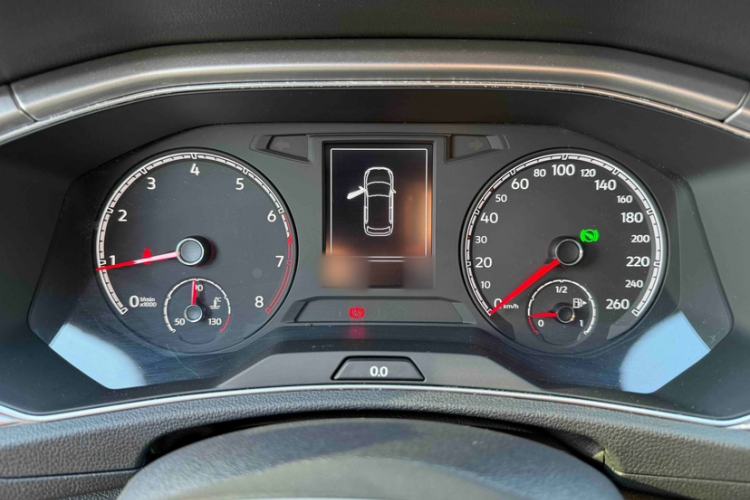 Used Volkswagen T-ROC 2018 230TSI DSG Two-Wheel Drive Advanced Version China VI Standard Instrument Cluster