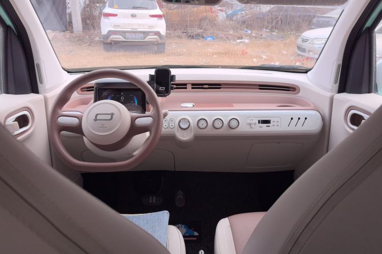 Used Bestune Pony 2026 222km Colorful Horse Interior 2