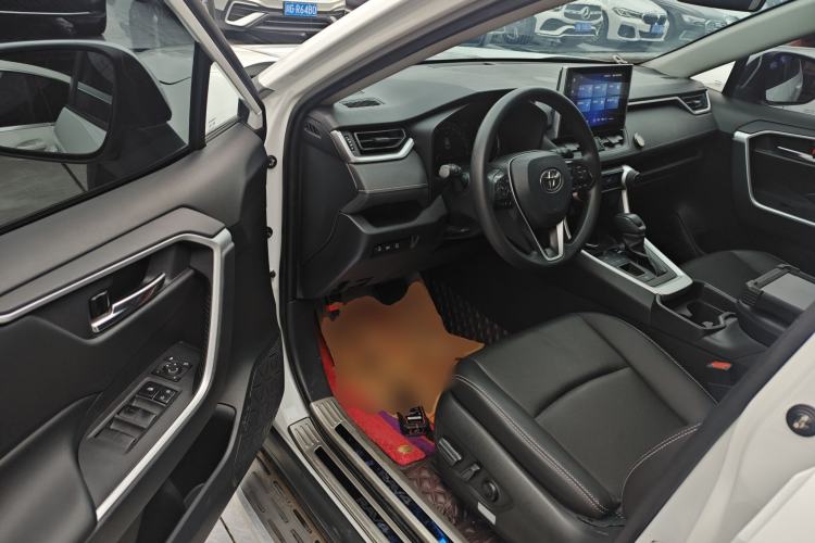 Used Toyota RAV4 2021 Dual-Engine 2.5L E-CVT Two-Wheel Drive Elite Edition
