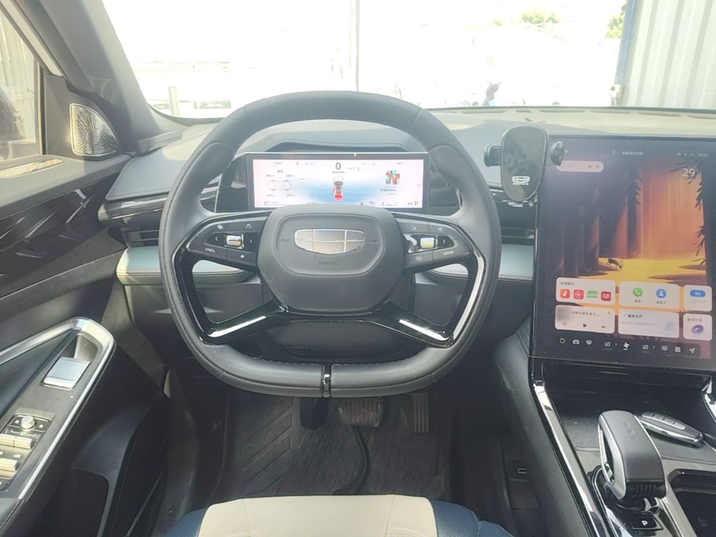 Geely Auto Emgrand X7 Sport 2024 1.5TD Smart Connect+ — снимка 13