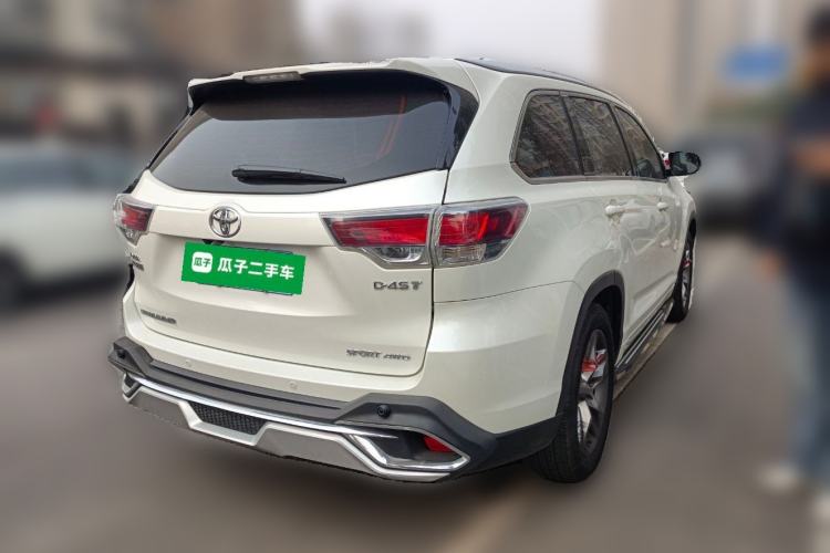 Used Toyota Highlander 2017 2.0T Four-Wheel Drive Luxury Edition 7 Seats