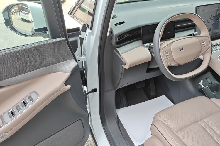 Used XPeng X9 2025 740 Ultra-Long Range Max