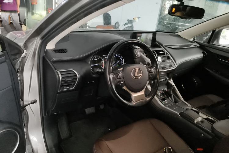 Used Lexus NX 2017 200 Front-Wheel-Drive X-Trail SE Edition
