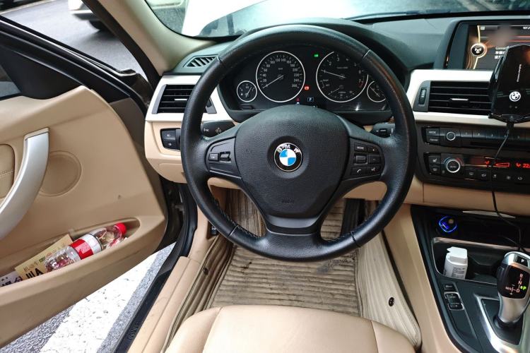 Used BMW 3 Series 2014 320i Sport Edition