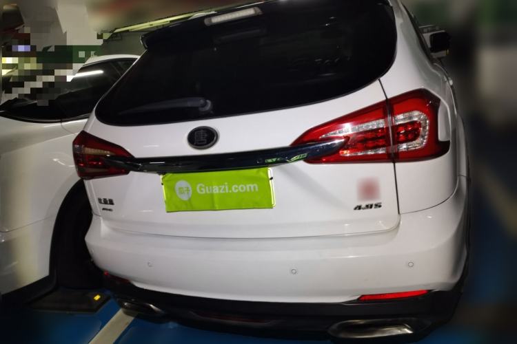 Used BYD Tang New Energy 2015 2.0T Four-Wheel-Drive Flagship Model
