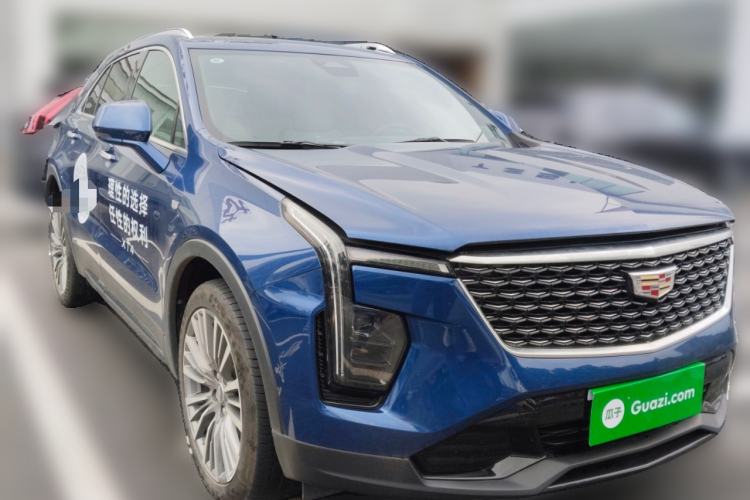 Used Cadillac XT4 2024 28T Two-Wheel-Drive Prestige Version Front Right 45 Deg