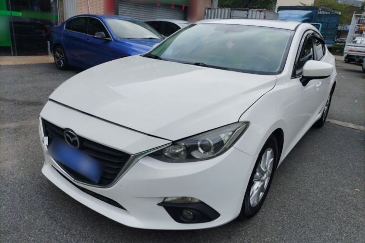 Used Mazda 3 Axela 2014 Sedan 1.5L Automatic Luxury Model