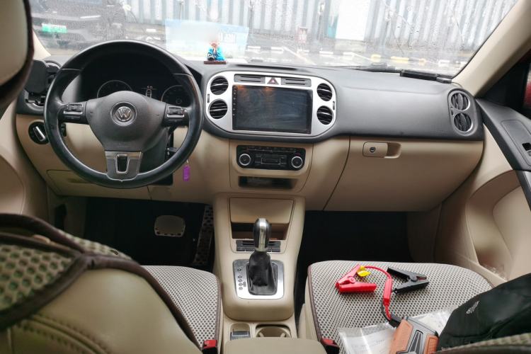 Used Volkswagen Tiguan 2012 1.8TSI Automatic Two-Wheel Drive Elite Edition Center Console