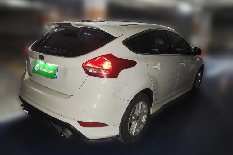Used Ford Focus 2018 Hatchback Classic 1.6L Automatic Trendy SmartDrive Edition
