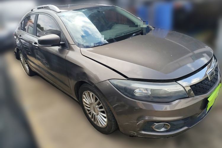 Used Qoros 3 2016 Hatchback 1.6T Automatic ZhiKu Model