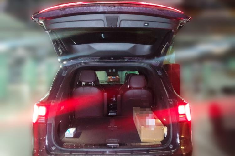 Used Lynk & Co 09 2021 2.0T Ultra Six-Seater
