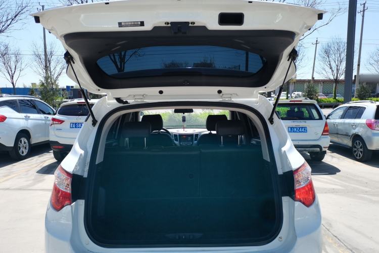 Used CHANGAN CS35 2016 1.6L Manual Luxury Model China V Standard
