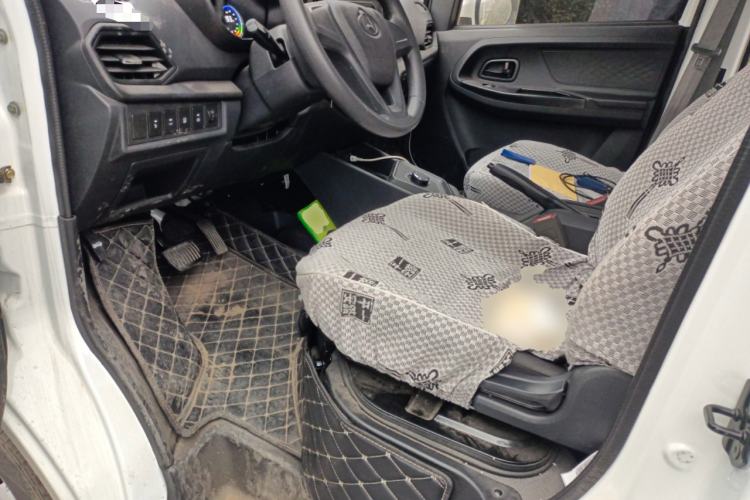 Used Chana Ruixing EM80 2025 Passenger Version Comfort Model 6 Seats 300 km Liftback Door