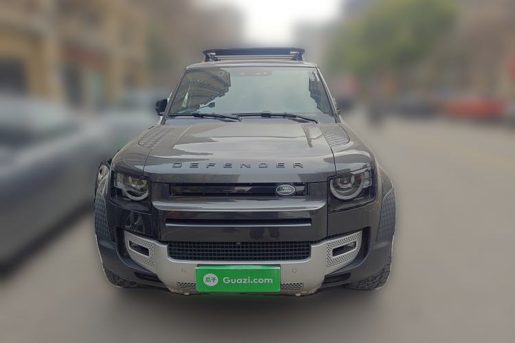 Used Land Rover Defender 2023 Facelift 110 3.0T P400 Dark Edition
