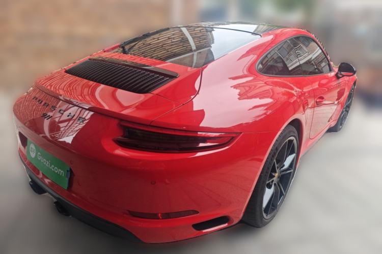 Used Porsche 911 
