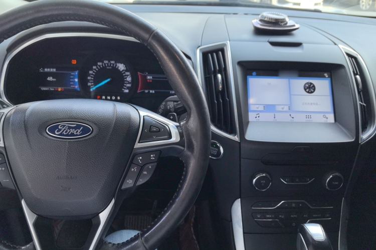 Used Ford Edge 2016 EcoBoost 245 Two-Wheel-Drive Titanium 7-Seater