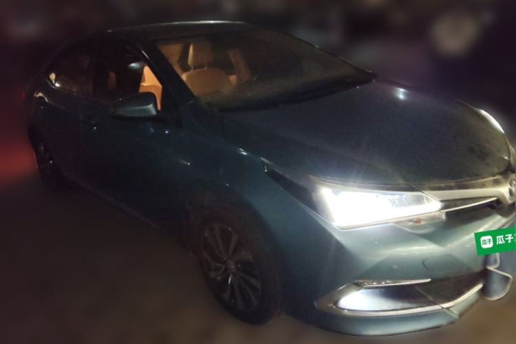 Used Toyota Corolla 2016 Dual-Engine 1.8L E-CVT Elite Edition